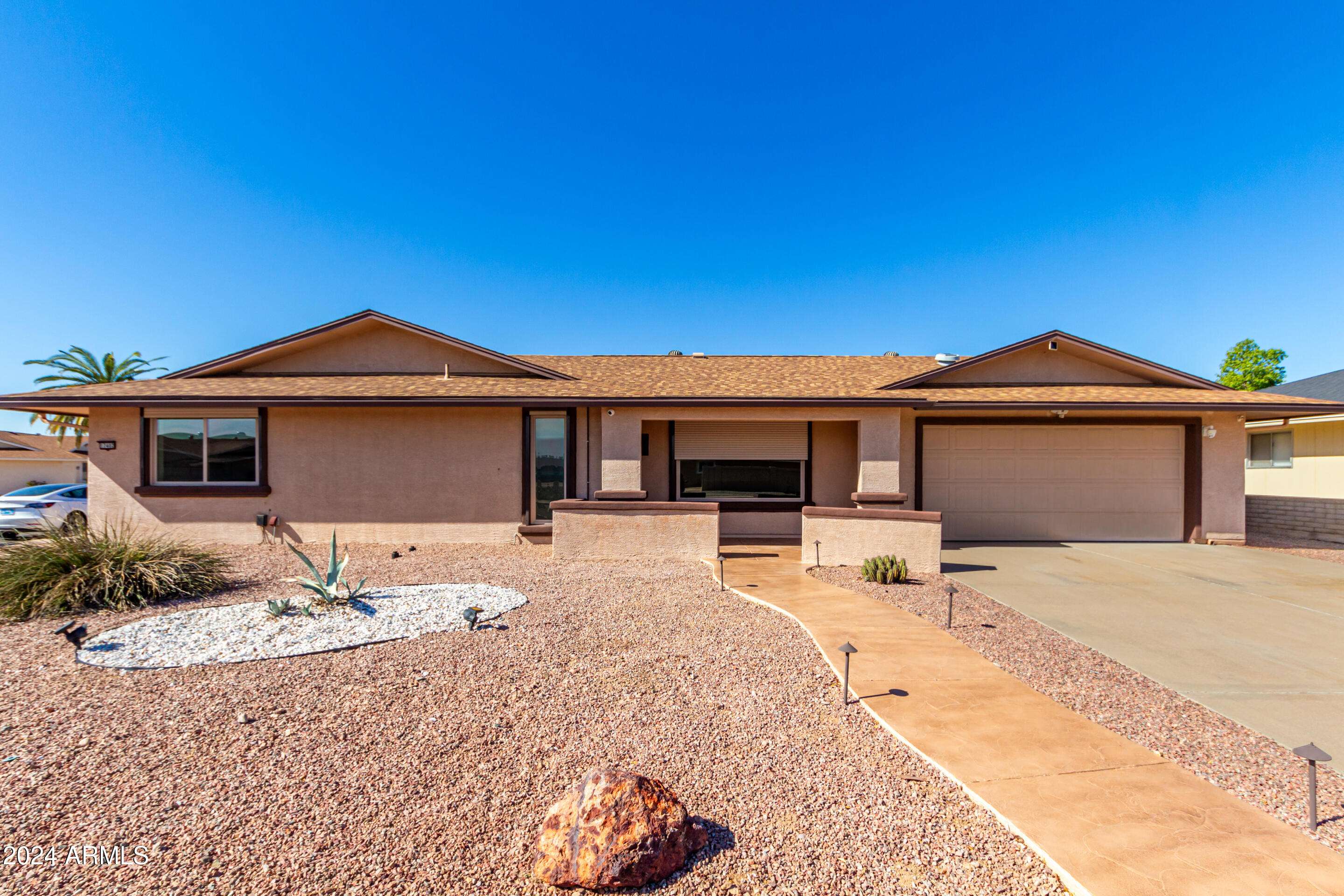 17402 N 98TH Avenue, Sun City, AZ 85373