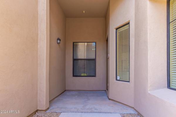 Phoenix, AZ 85045,15550 S 5TH Avenue #108