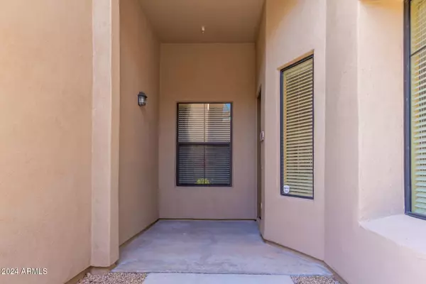 Phoenix, AZ 85045,15550 S 5TH Avenue #108