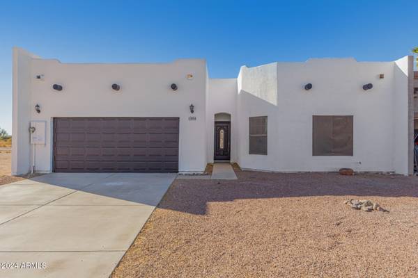 1804 S PECOS Drive, Casa Grande, AZ 85194