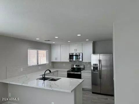 Phoenix, AZ 85037,9455 W VIRGINIA Avenue