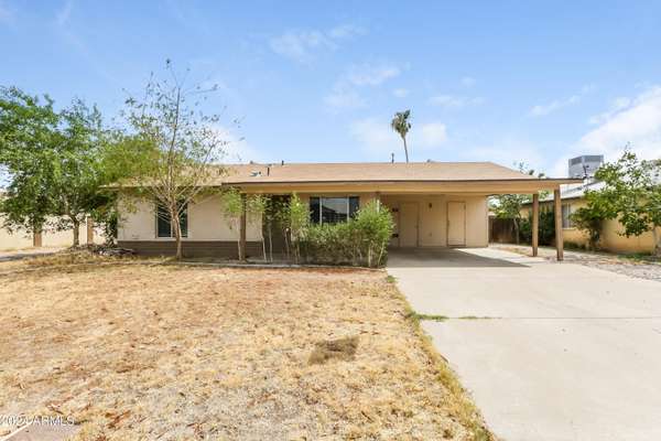 5311 W HOLLY Street, Phoenix, AZ 85035