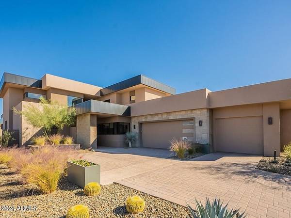 Scottsdale, AZ 85262,37200 N CAVE CREEK Road #1002