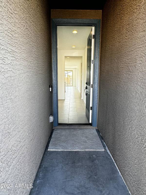 Litchfield Park, AZ 85340,17631 W OREGON Avenue