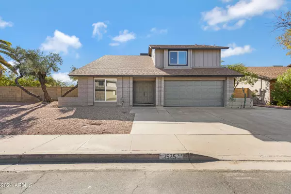 1525 W KNOWLES Avenue W, Mesa, AZ 85202