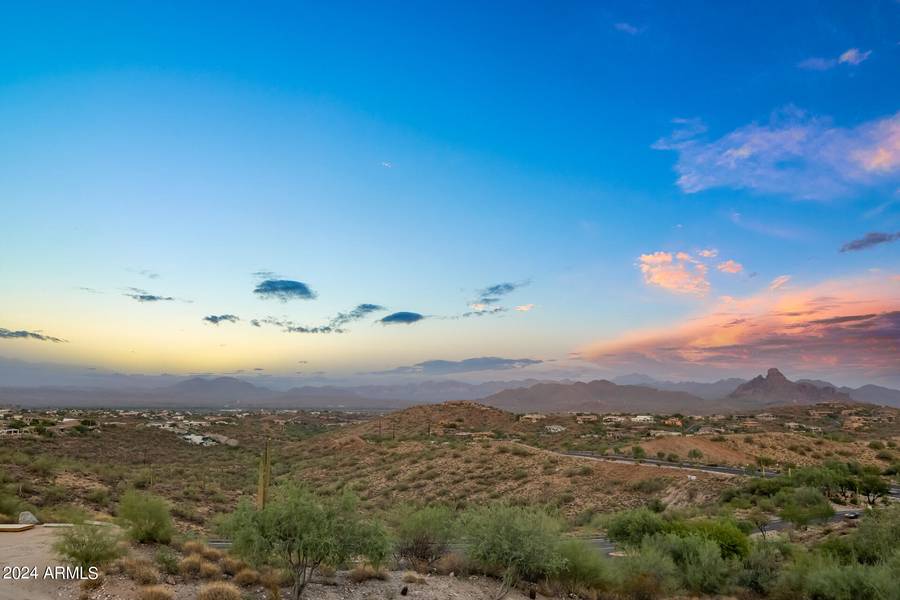 10609 N MOUNTAIN VISTA Court, Fountain Hills, AZ 85268