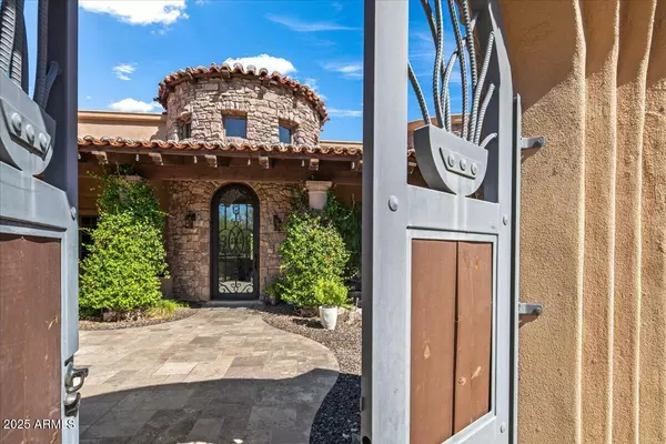 Scottsdale, AZ 85262,9533 E RISING SUN Drive