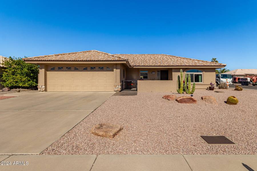 10934 E KIVA Avenue, Mesa, AZ 85209