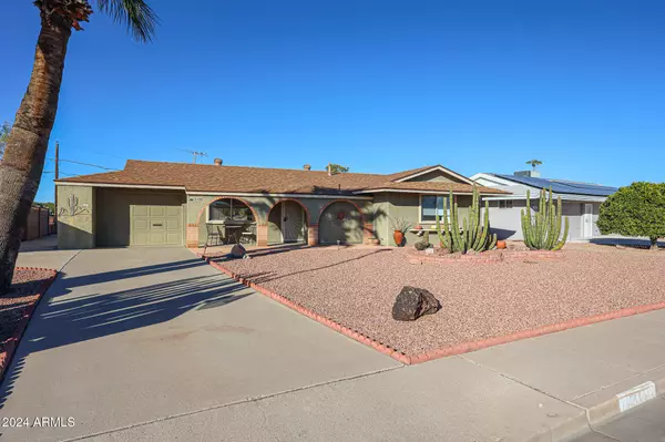 10408 W SUN CITY Boulevard, Sun City, AZ 85351