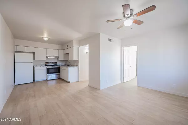 Phoenix, AZ 85021,1703 W MOUNTAIN VIEW Road #16