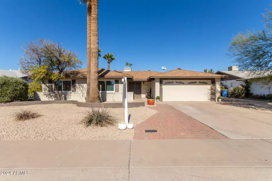 1612 E JULIE Drive, Tempe, AZ 85283