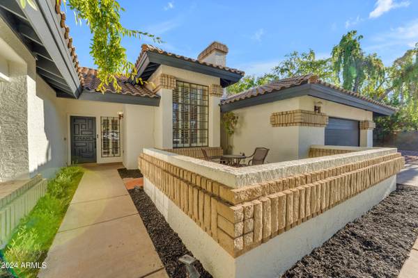 Scottsdale, AZ 85260,12211 N 74TH Street