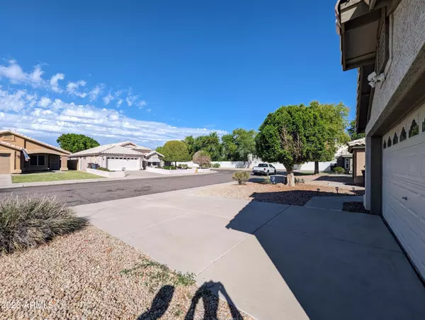 Peoria, AZ 85381,8437 W CHARTER OAK Road