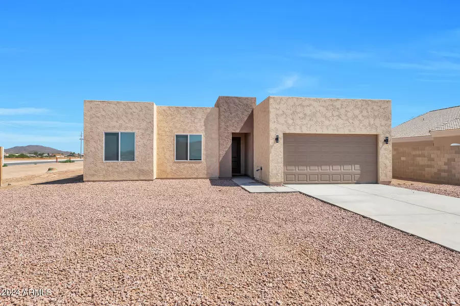 9121 W DEBBIE Lane, Arizona City, AZ 85123