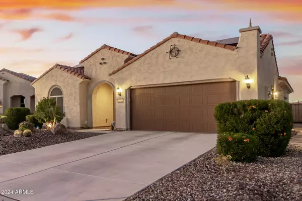 8210 W NOBLE PRAIRIE Way, Florence, AZ 85132