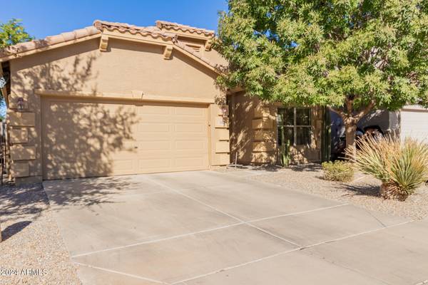 San Tan Valley, AZ 85143,3468 E DESERT MOON Trail