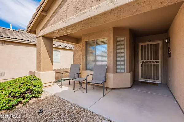 San Tan Valley, AZ 85143,30449 N CORAL BEAN Drive