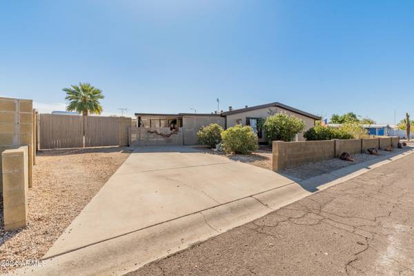 Peoria, AZ 85382,16235 N 70TH Drive