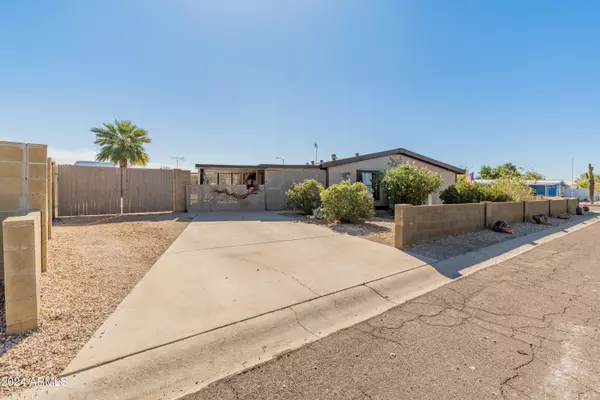 Peoria, AZ 85382,16235 N 70TH Drive