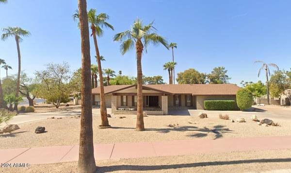 1106 N VILLA NUEVA Drive, Litchfield Park, AZ 85340