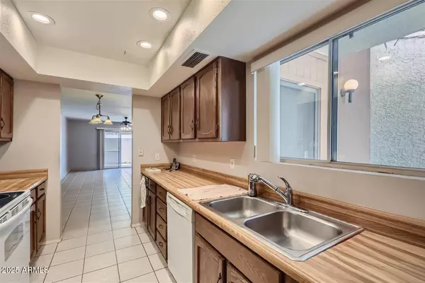 Phoenix, AZ 85029,13235 N 25TH Drive