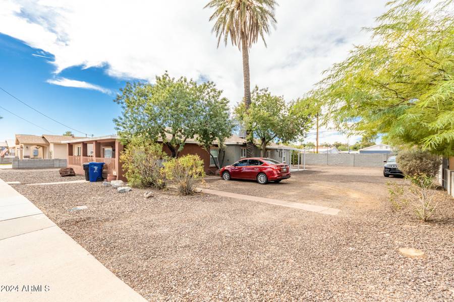 568 N Center Street #C, Mesa, AZ 85201