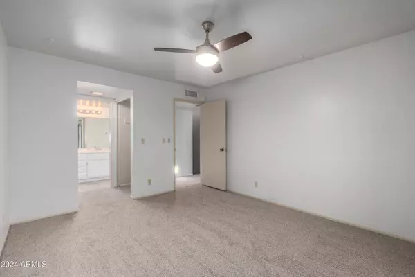 Tempe, AZ 85283,1207 E NORTHSHORE Drive #136