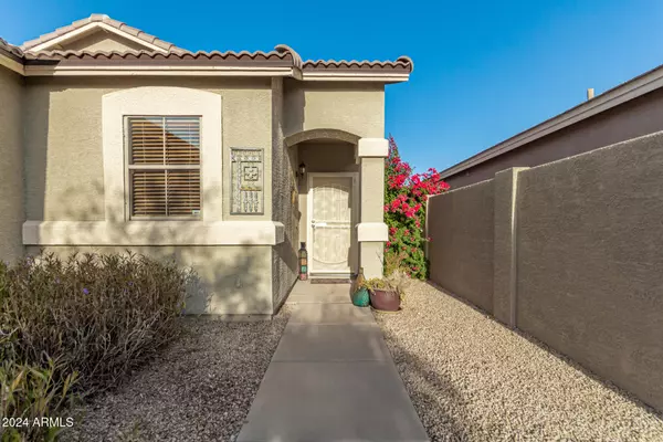 San Tan Valley, AZ 85143,28189 N Quartz Drive