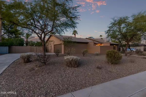 Scottsdale, AZ 85254,5930 E CHARTER OAK Road