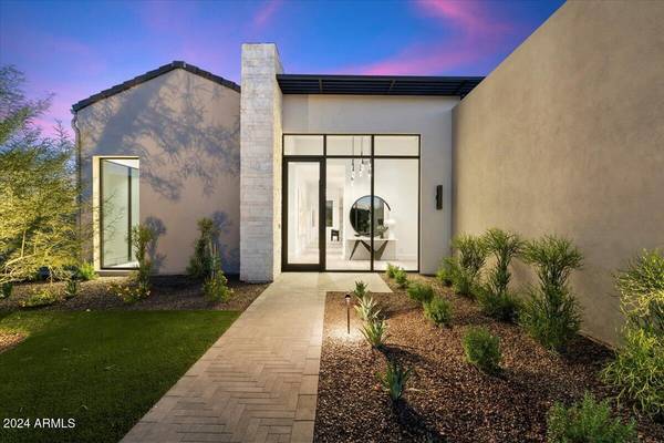 Paradise Valley, AZ 85253,6921 N Joshua Tree Court