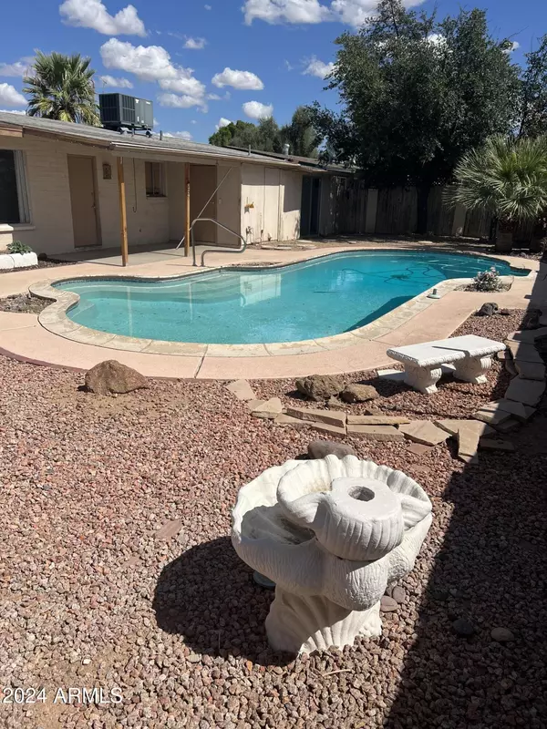 Mesa, AZ 85210,1159 W EMELITA Avenue