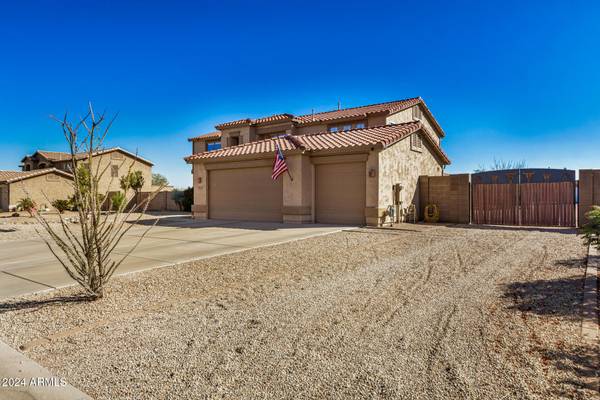 San Tan Valley, AZ 85143,123 E ROSEBUD Drive