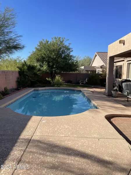 3060 N RIDGECREST Drive #204, Mesa, AZ 85207