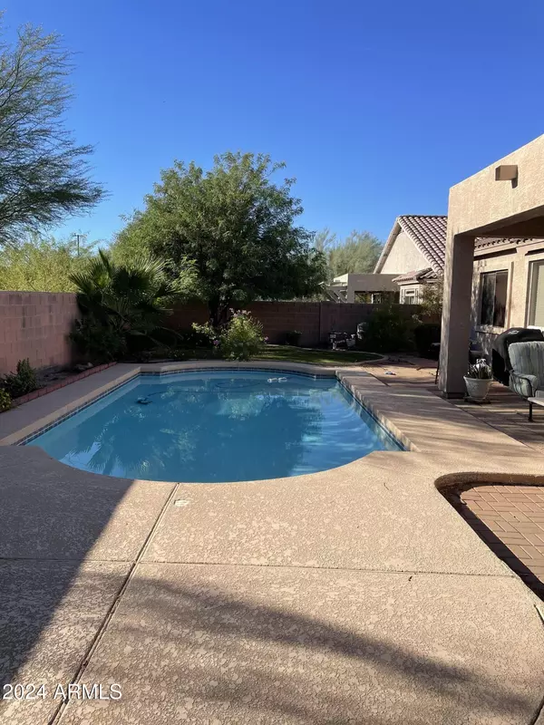 Mesa, AZ 85207,3060 N RIDGECREST Drive #204