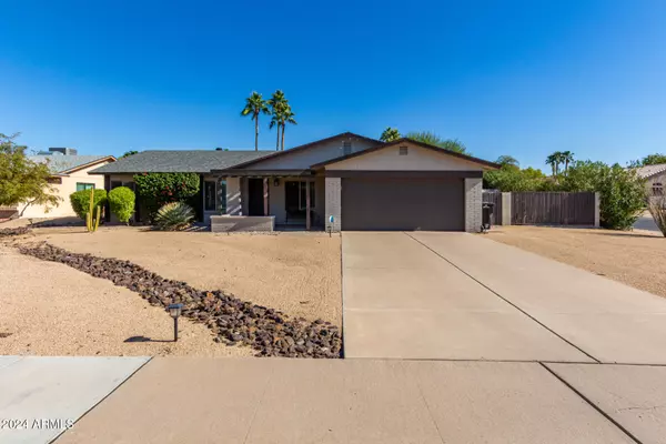 15015 N 54TH Street, Scottsdale, AZ 85254