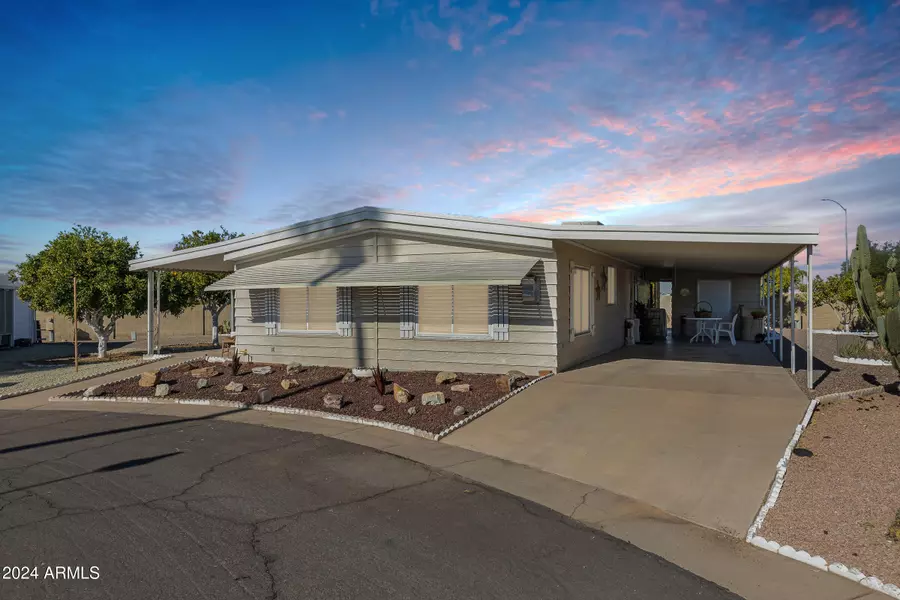 661 S Hawes Road #38, Mesa, AZ 85208