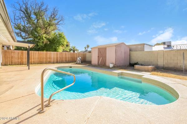 Glendale, AZ 85303,7737 W MEDLOCK Drive