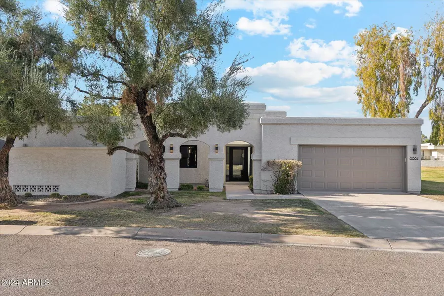 8882 N 82ND Lane, Scottsdale, AZ 85258