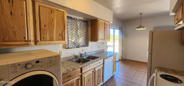 Sierra Vista, AZ 85635,4156 CALLE BARONA -- #A