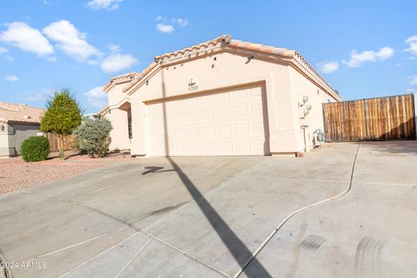 Glendale, AZ 85307,5535 N 103rd Drive