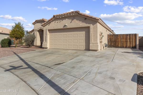 Glendale, AZ 85307,5535 N 103rd Drive