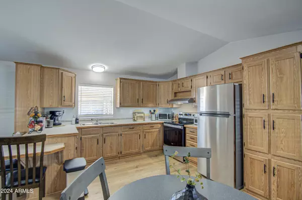 Apache Junction, AZ 85120,2208 W BASELINE Avenue #7