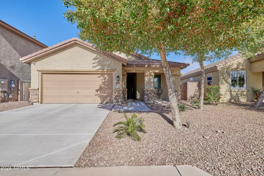 6908 W HARWELL Road, Laveen, AZ 85339