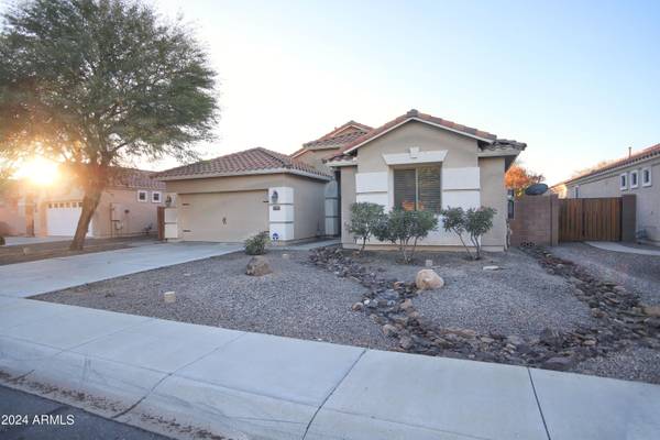 Gilbert, AZ 85297,737 E HUMMINGBIRD Way