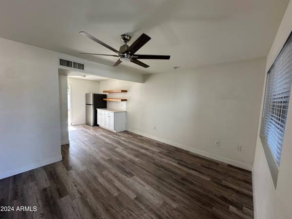 Phoenix, AZ 85008,3417 E WINDSOR Avenue #3