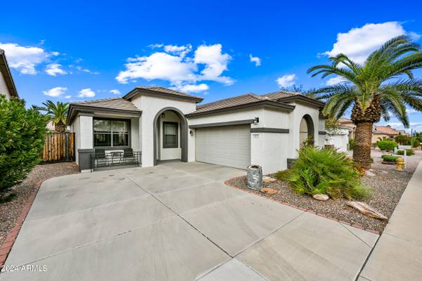 18050 W LEGEND Drive, Surprise, AZ 85374