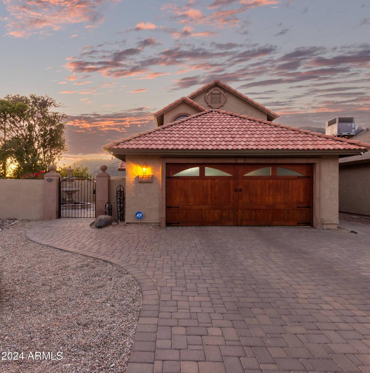 Phoenix, AZ 85044,10622 S 40TH Place