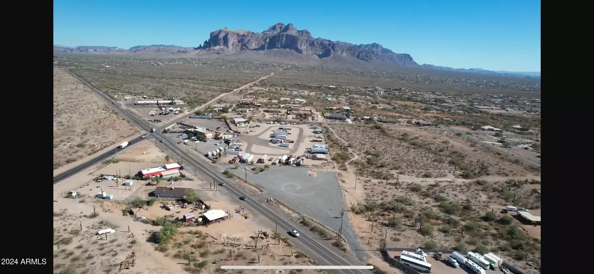 Apache Junction, AZ 85119,2171 N Apache Trail #A