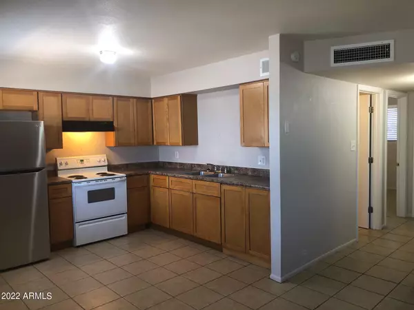 Mesa, AZ 85210,1136 W DRAGOON Circle