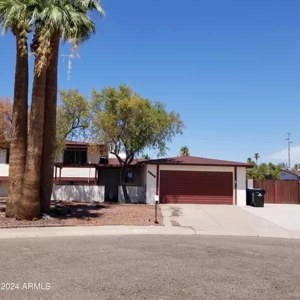 4808 W DESERT HILLS Drive, Glendale, AZ 85304